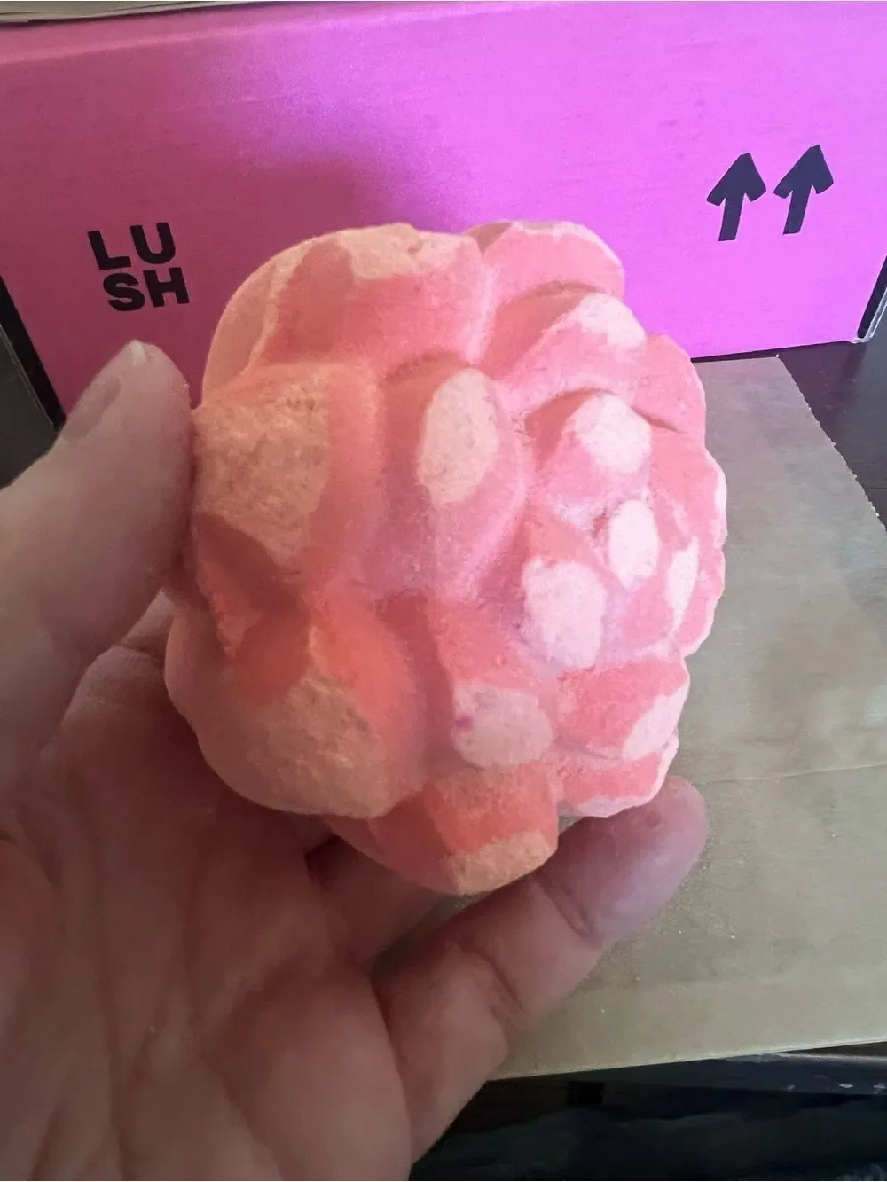 Lush Comforter Rose Bath Bomb 5.2 oz Brand New